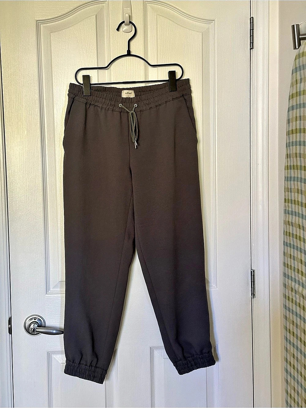 Wilfred Crepe Dressy Jogger Pants Green